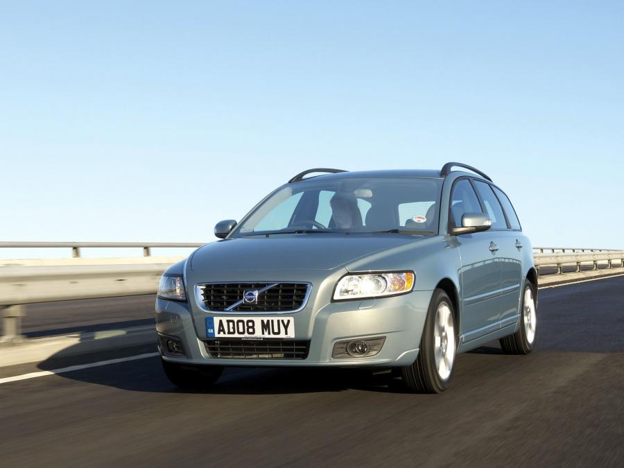  Volvo V50 2007 года  (UK) (фото 3 из 15)